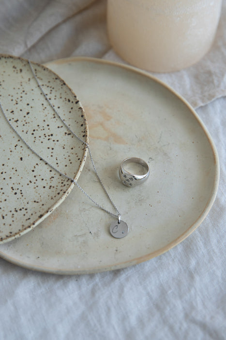 Tu sello - Anillo sello en platino y cinco diamantes