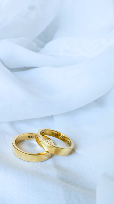 Argolla de matrimonio plana 4,0 mm en oro amarillo 18K
