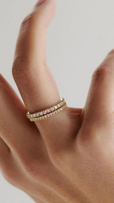 Anillo sinfin diamantes 0,24 cts
