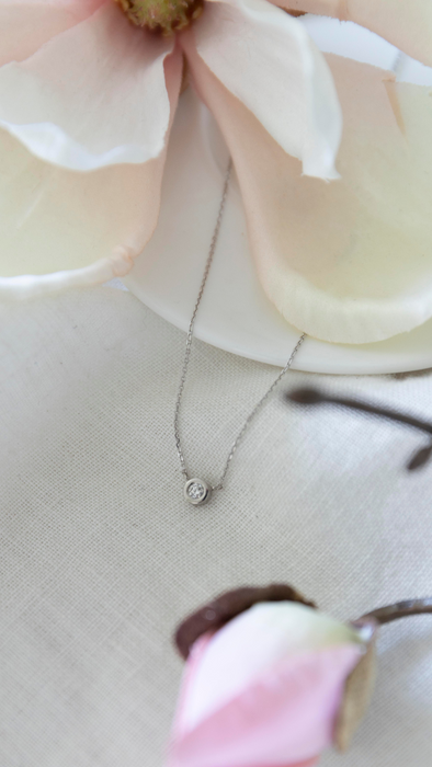 Única - Punto de luz de 0,15 ct platino