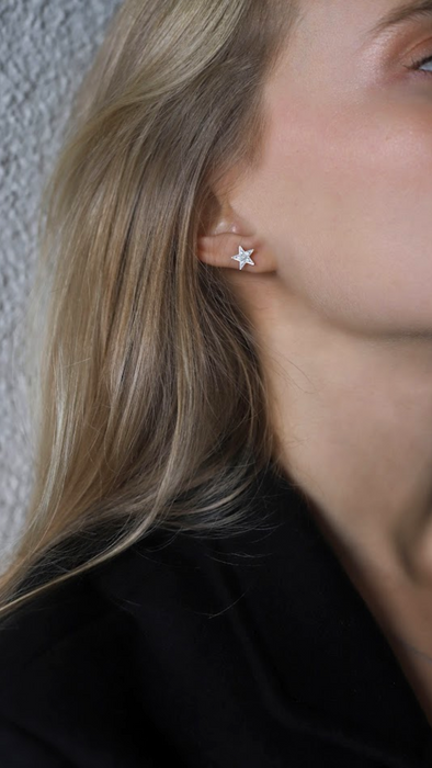 Aros estrellas mini en platino y diamantes