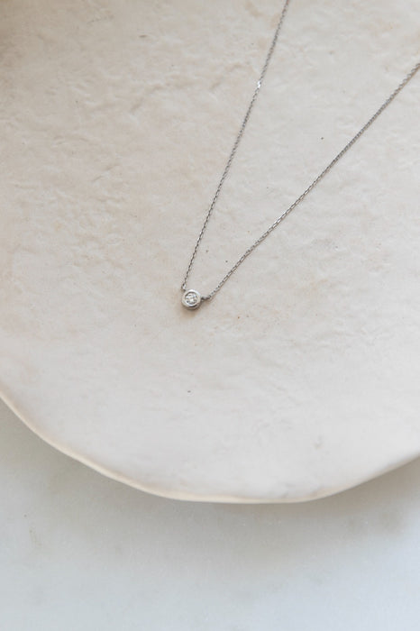 Única - Punto de luz de 0,05 ct platino