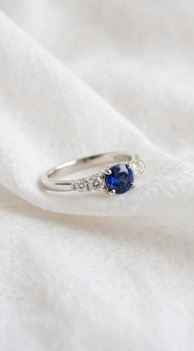 Bleue - Quintillo platino zafiro y diamantes