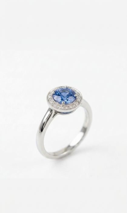 Bleue - Halo de platino con zafiro y diamantes